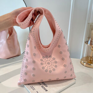 Unique Studded Biker Ba For Women, 2026 New Model, Hih-end Fashion Niche Desin, Shoulder Ba, Casual Versatile