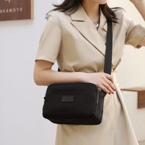 Women’s Backpack fashion shoulder bag women, multi-layered large-capacity crossbody bag, simple and versatile backpack