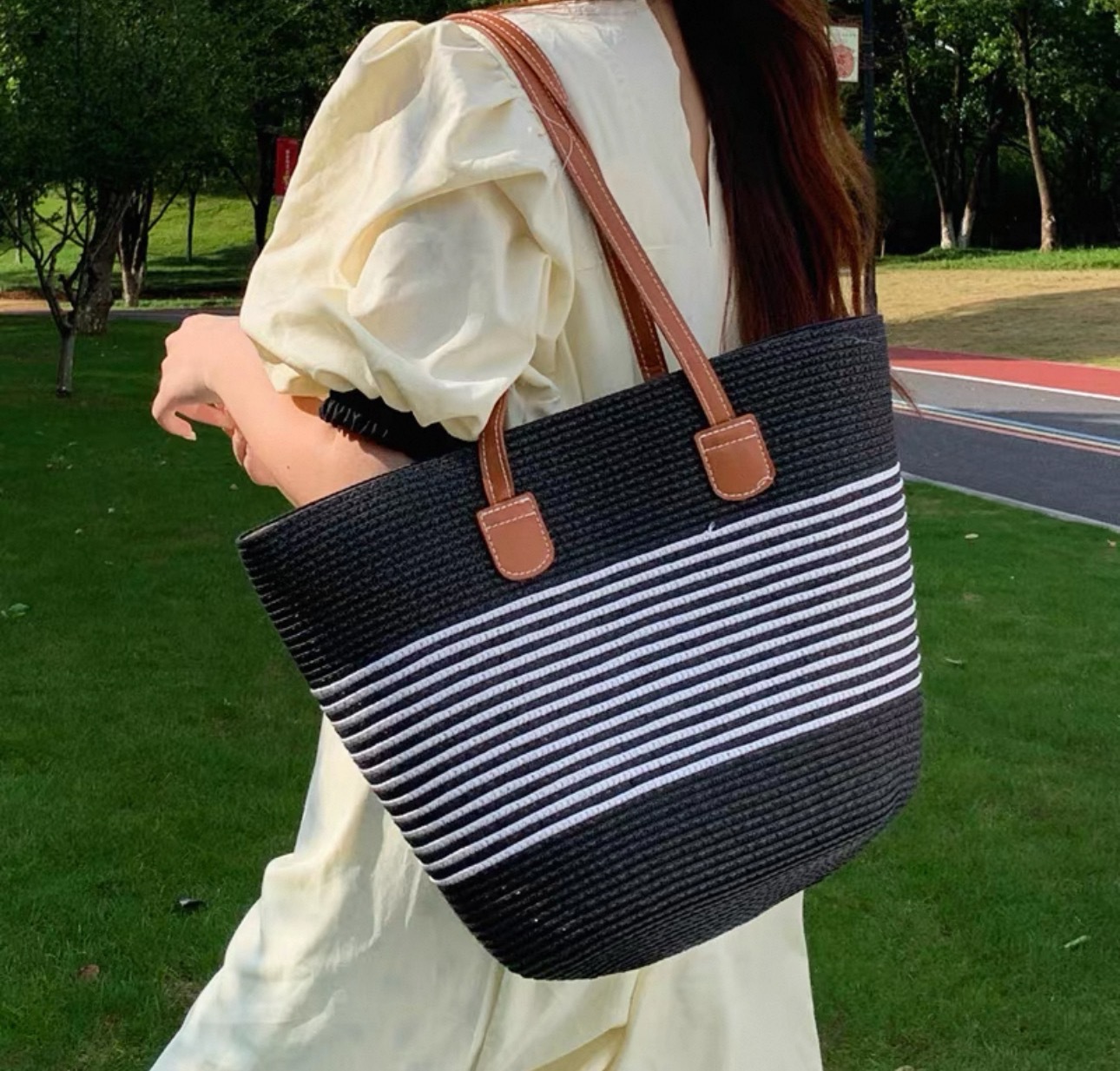 Straw For Women Large Capacity 2026 New Vacation Beach Woven Bucket Commuter Tote Bag Trendy - Image 11