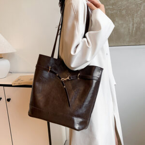 Large Capacity Simple Tote 2026 Winter New PU Women’s High-end Commuter Daily Lightweight Ladies Bag