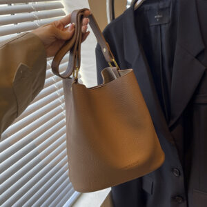 French-style Vintage Large-capacity For Women, 2026 New Model, Unique And Fashionable Commuter Shoulder Bag, Stylish