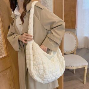Women’s Casual Large Capacity Pleated Lightweight Crossbody Dumpling Bag for Autumn/Winter 2026 Personalized Fashion