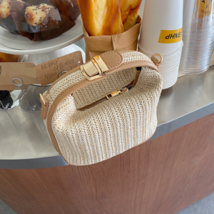 Summer New Ins Style Straw Woven Small Bag For Women Casual Handheld Shoulder Crossbody Messenger Handbag