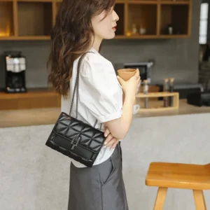Luxury Designer Genuine Leather Chain Women Handbags Shoulder Female Bag New Casual Fashion Ladies Messenger Bags