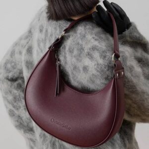 Translation: 2026 New Women’s Handbag Half-moon Style Fashionable Lightweight Portable Shoulder Bag