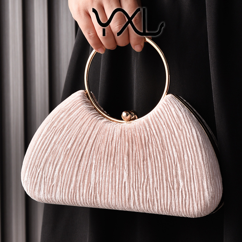 New Velvet Party Metal Ring Portable Dinner Wrinkled Silver Banquet Dress Chain Women's Bag - Image 3