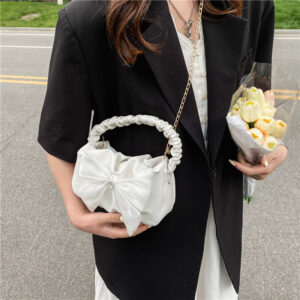This Year’s Trendy Small Bags For Women 2026 New Fashion Trend Chain Crossbody Cute Bowknot Shoulder Underarm Bag