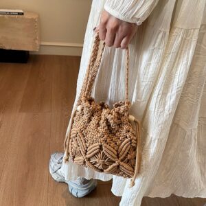 Woven Straw Women’s Spring And Summer Versatile 2026 New Fashion Small Popular Messenger Bucket Seaside Beach Bag