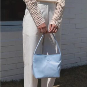 2026 New Bucket For Women Simple Casual Handbag Nylon Underarm Fashion Commuter Tote Bag