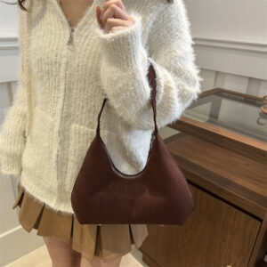 2026 New Underarm Simple Fashion Spring Shoulder Women’s Stylish Texture Commuter Crescent Bag