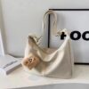 Beige + pendant