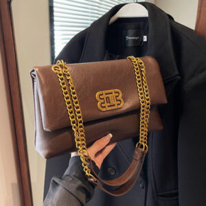 This year’s popular 2026 new women’s versatile chain crossbody single shoulder underarm small square bag