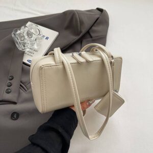 Korean-style Underarm Fashion Bag, Large-capacity, Minimalist And Versatile Bowling Bag Design, Perfect For Casual