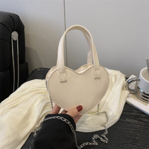 2026 Summer New Korean Style Simple Fashion Cute Sweet Girl Chain Heart Handbag Crossbody Bag