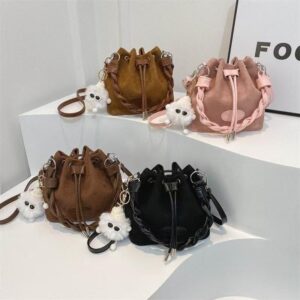 Women’s Texture Retro Fashion New Foreign Style Design Portable Woven Shoulder Bucket Bag Women