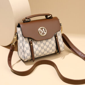 ​​Vintage-Inspired Structured Shoulder Bag For Women – Classic Retro Crossbody & Handbag With Zipper Closure, PU