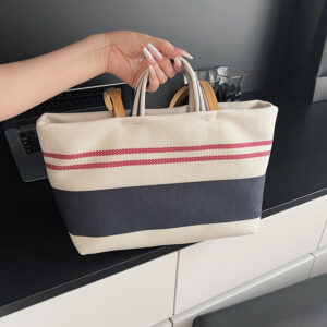 2026 Summer New Beach Shopping Handheld Lazy Style Fashionable Simple Woven Fabric Single Shoulder Tote Bag