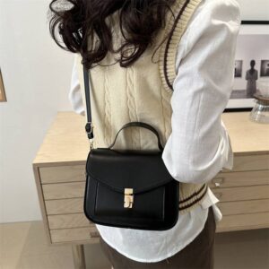Popular Retro Postman Solid Color 2026 New Spring Simple Lock Hand Bill Of Lading Shoulder Slung Small Bag.