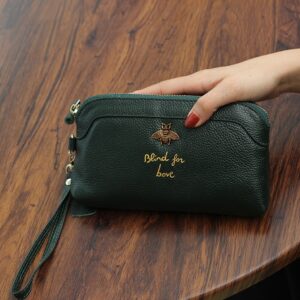 2026 European and American Exquisite Bee Hardware Leather Casual Large Capacity Hand Wallet Ladies Clutch Bag