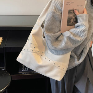 Vintage High-capacity Underarm Stylish Trendy Look, Suitable For Commuting, With Sophisticated And Fashionable Feel, A