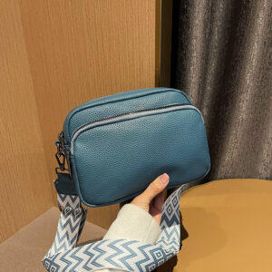 Trendy Women’s Niche Fashion Texture Wide Strap Large Capacity Ladies’ Single Shoulder Crossbody Small Square Bag