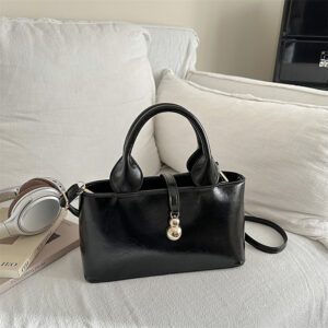 Small Square Handbag Women Textured Light Luxury Shoulder Commuter Crossbody Bag For Winter