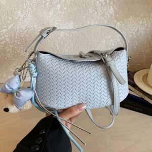 Trendy Simple Woven Pattern Handbag, Unique Fashionable Shoulder, Fresh And Versatile With A Clasp, Casual Crossbody