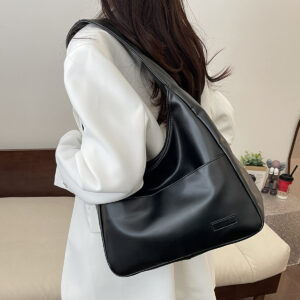 Guangzhou Women’s Large Capacity Tote 2026 New Bucket Commuter College Student Class Shoulder Bag Handbag