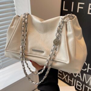Large Capacity Women’s Shoulder Tote 2026 New Style High End Commuter Chain Crossbody Bag for Ladies