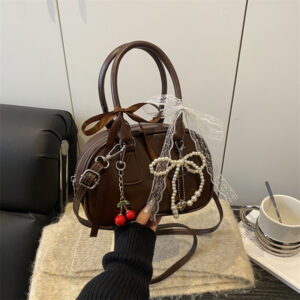 High-End For Women 2026 New Commuter Underarm Fashionable Simple Niche Design Single Shoulder Crossbody Shell Bag