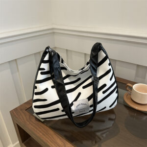 Spring Large Capacity Casual Simple Student Shoulder 2026 New Western Style Hanging Oxford Cloth Crossbody Bag