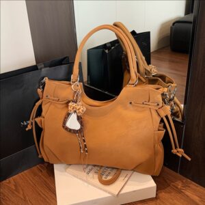 Korean Style ‘s Versatile Simple Shoulder Crossbody 2026 Spring New Commuting High-end Large Capacity Tote Bag For