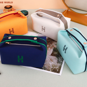 Portable waterproof canvas cosmetic high-looking and large-capacity toiletry bag, cosmetics internet celebrity portable