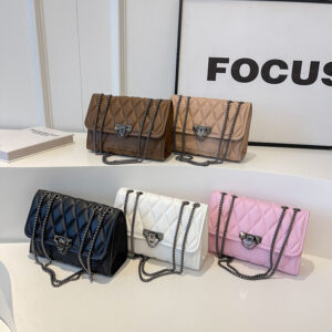 Popular Solid Color Diamond Embroidery 2026 New Style Lock Buckle Trendy Retro Chain Crossbody Single Shoulder Small