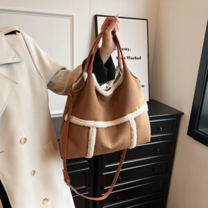 Large Capacity Retro Tote Fashionable Suede Shoulder Handbag for Women Autumn Winter 2026 New Style Underarm Bag