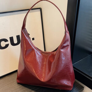 Vintage Large-Capacity Tote For Women 2026 Winter New Commuting Stylish Korean Style Simple Casual Shoulder Bag