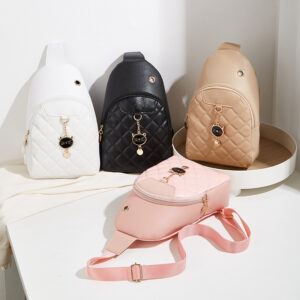 2026 New Women’s Leather Diamond Chest Versatile Shoulder Bag