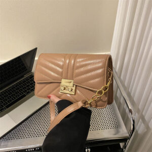 Bags for women 2026 fashionable European and American style simple retro small square texture casual one-shoulder