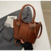 brown without pendant
