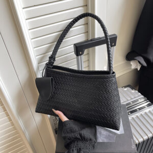 Large-capacity Woven For Women, Autumn/winter 2026 New Niche Design, Single-shoulder Underarm Bag, Vintage Work And
