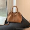 brown without pendant