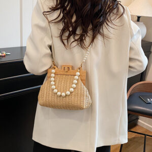 Summer Beach Vacation Pearl Chain Wooden Clip Woven Bag Fresh Single Shoulder Handbag For Women