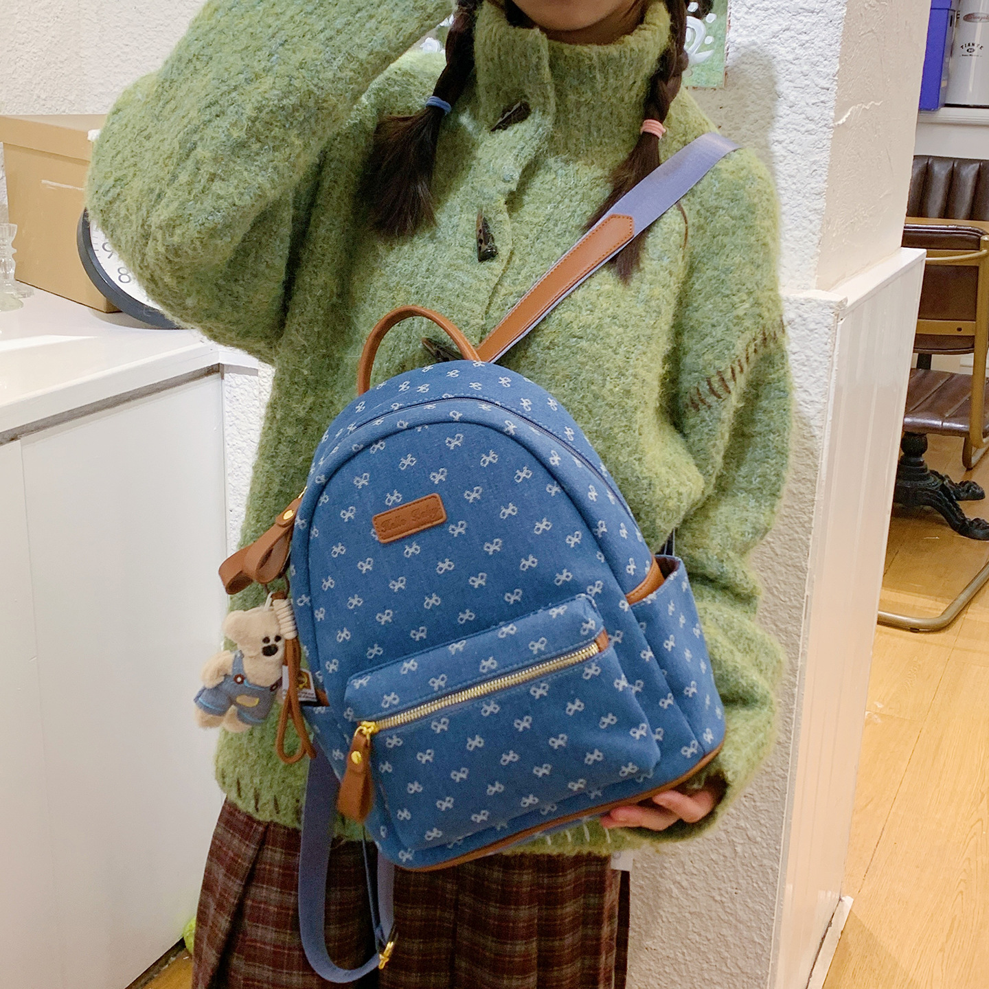 High End Retro Student Backpack Large Capacity Trendy Travel For Women Versatile Printed Bag - Image 2