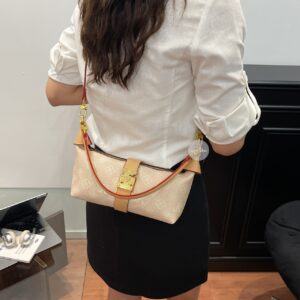 Women’s European Dune Color Shoulder Monogram Canvas Print Versatile Crossbody Bag New Style
