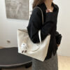 With pendant beige