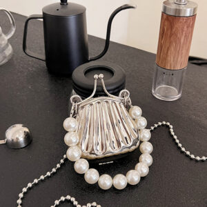 High-End Mini Pearl Chain Handbag For Women 2026 New Niche Design Fashion Shoulder Shell Bag