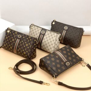 Guanzhou 2026 new middle-aed women’s Korean style casual fashion mom street stall walkin sinle shoulder crossbody