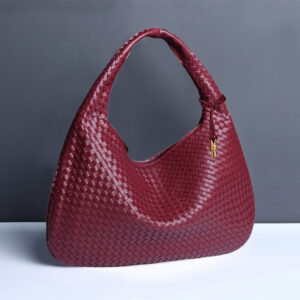 2026 New Crescent Moon Women’s Bag, Fully Hand-Woven, Fashionable Versatile, European And American Style,
