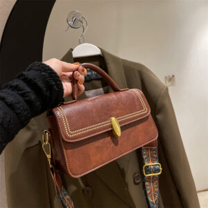 Advanced Texture 2026 Autumn/Winter New Crossbody Bag Women’s Popular Versatile One Shoulder Handheld Small