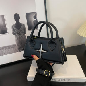Simple 2026 summer new style, popular this year, western style casual commuting portable shoulder crossbody small square